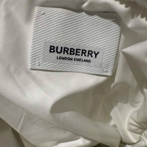 Burberry Ivory Quilted Cosmetic Pouch - Picture 9 of 9